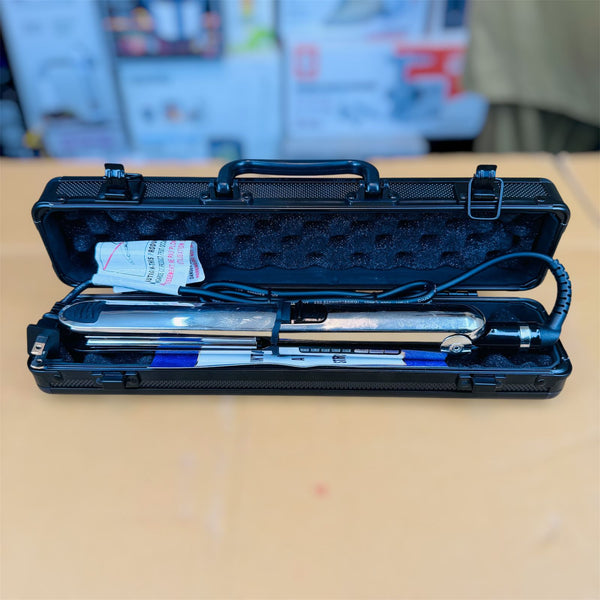 Professional Hair Straightener (Salon Styling, Smooth Finish)