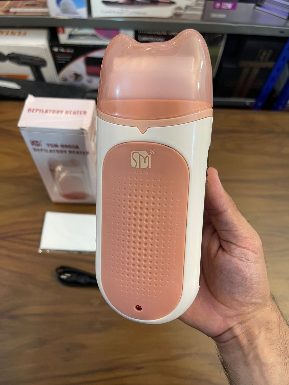 3 in 1 Skin Glow Roll-On Wax Heater