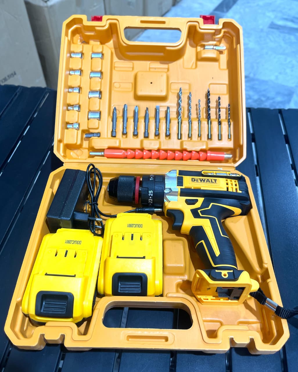DeWALT Cordless Drill Machine Kit 30 PCS – 48V Dual Battery | Heavy Duty Tool Set in Pakistan (metal chack)