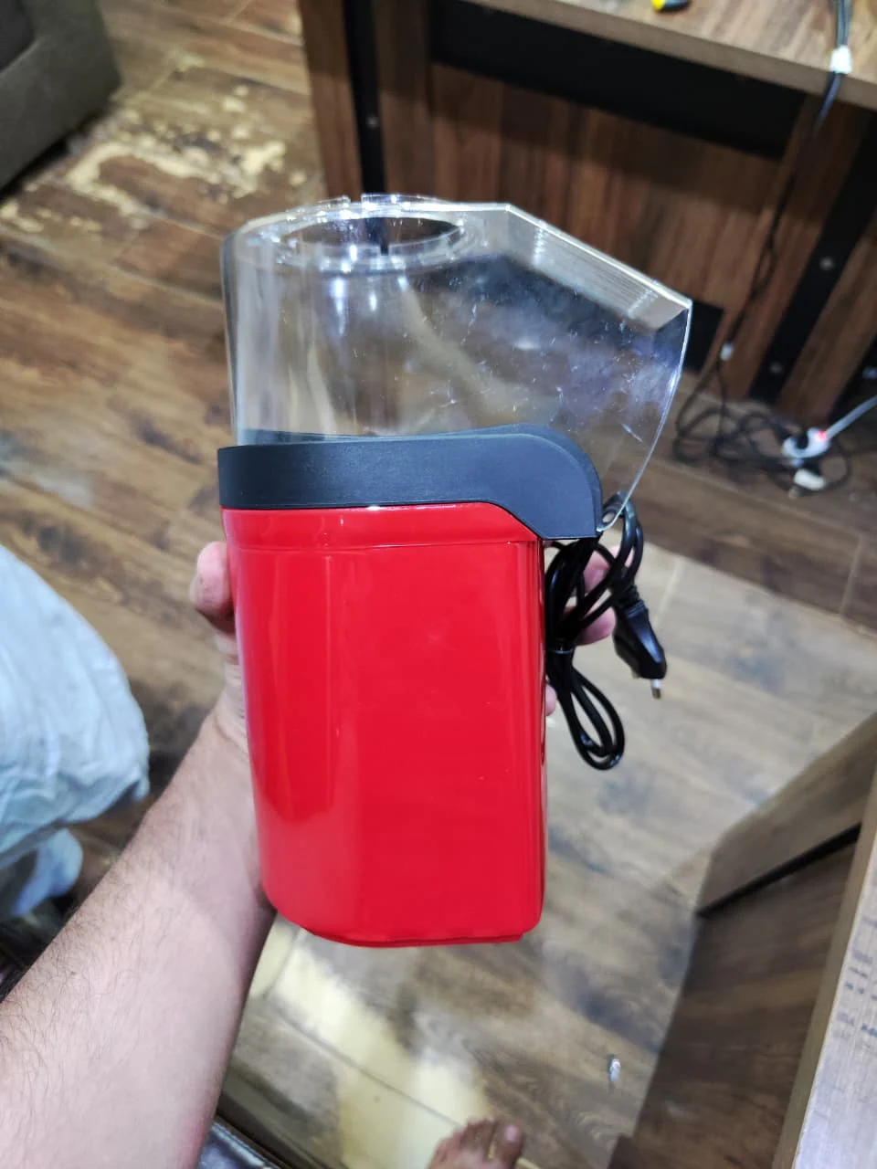 Popcorn MakerOil-Free Hot Air Popcorn Maker with Measuring Cup